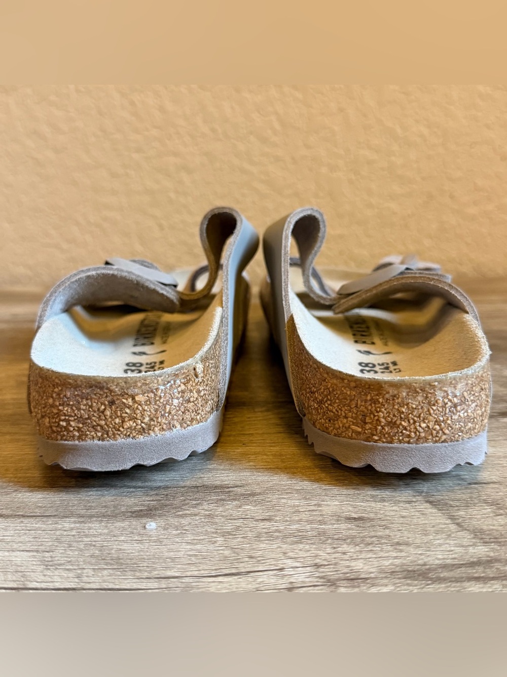 NWOB Birkenstock Arizona split gray sandals Women’s size 7 - Picture 7 of 14